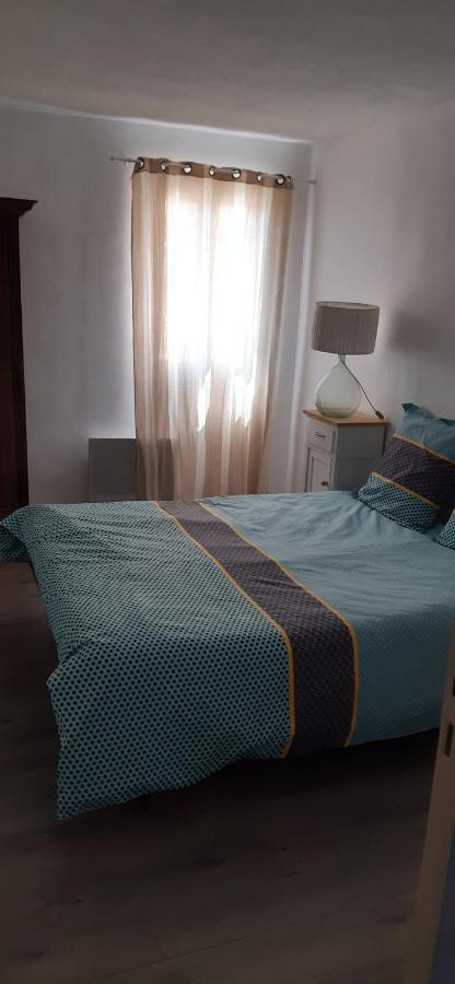 Le Gite Des Cinq Cepages Frejus Ngoại thất bức ảnh